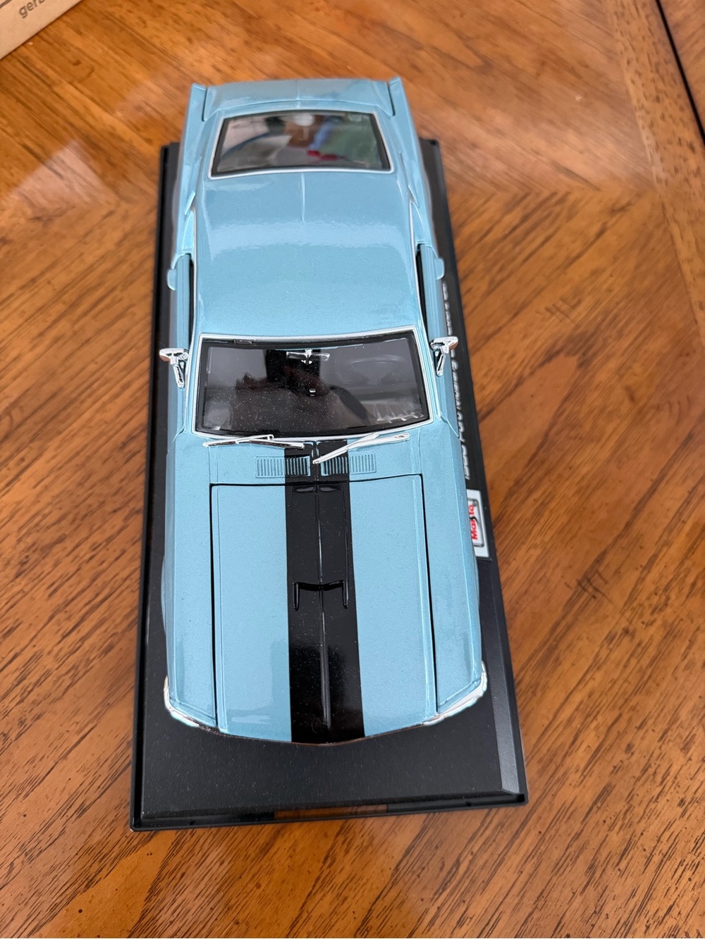 Maisto 1968 Ford Mustang GT Cobra Jet - Blue - Picture 3 of 7
